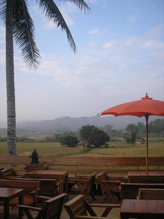 Tamarind Grand Resort Mae Sariang Luaran gambar