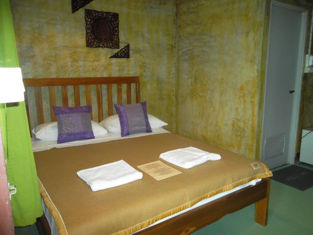 Tamarind Grand Resort Mae Sariang Bilik gambar
